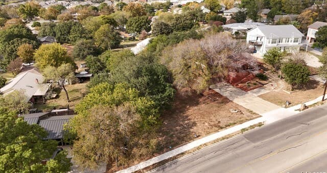 0 TBD E Common St, New Braunfels, TX 78130 — photo 4