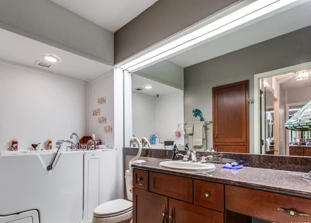 1  Towers Park Ln Unit 316, San Antonio, TX 78209 — photo 13