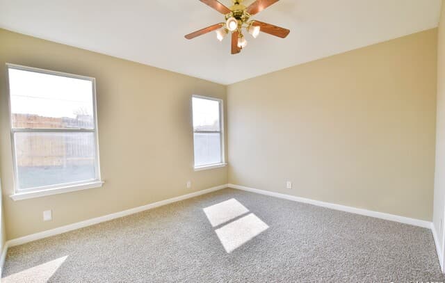 5534  Christina Path, San Antonio, TX 78247 — photo 12