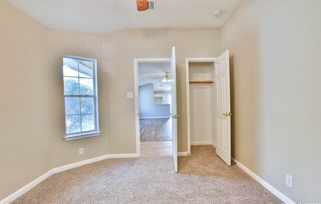 5534  Christina Path, San Antonio, TX 78247 — photo 5