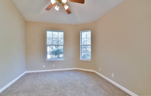 5534  Christina Path, San Antonio, TX 78247 — photo 6