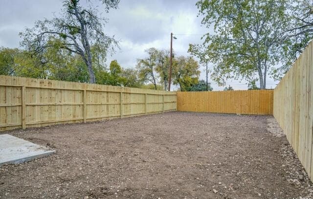 121 Lawton St, San Antonio, TX 78237 — photo 24