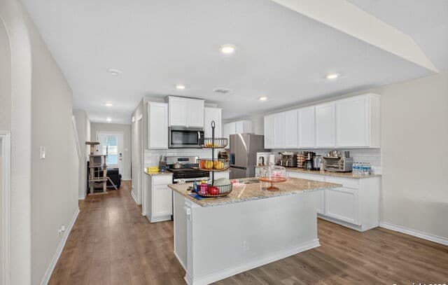 13550  Ailey Knll, San Antonio, TX 78254 — photo 10