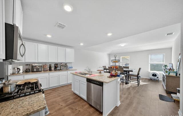 13550  Ailey Knll, San Antonio, TX 78254 — photo 8