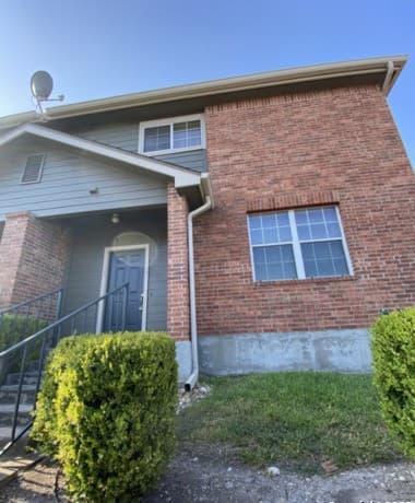 143  Chapel Hill