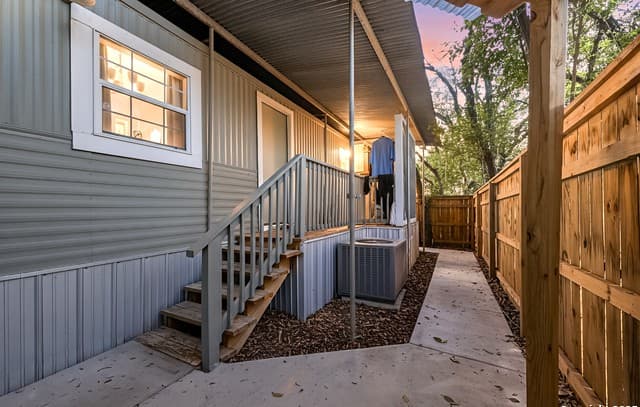 425  Dreamland, Canyon Lake, TX 78133 — photo 17