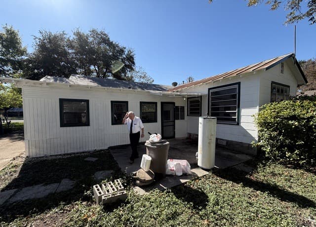 419  Walton, San Antonio, TX 78225 — photo 6