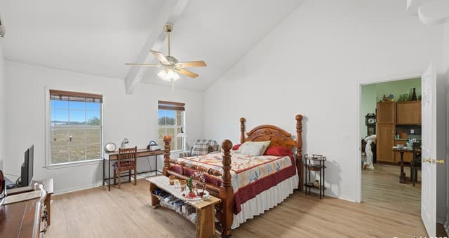 142  Chaparral, Floresville, TX 78114 — photo 15