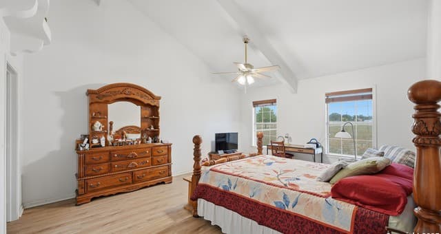 142  Chaparral, Floresville, TX 78114 — photo 16