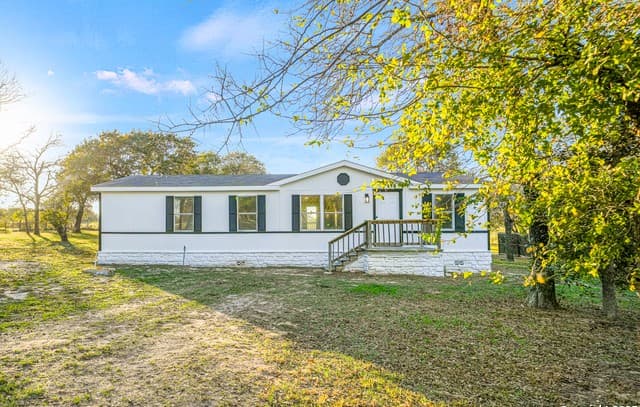 5246  Savannah Way, Von Ormy, TX 78073 — photo 2