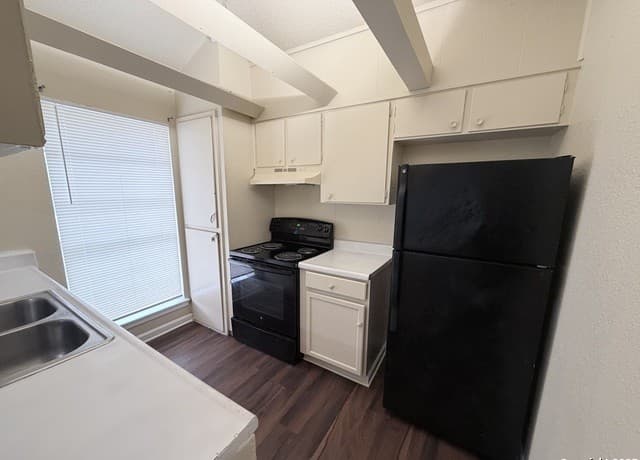 558  Jamaica, San Antonio, TX 78227 — photo 10