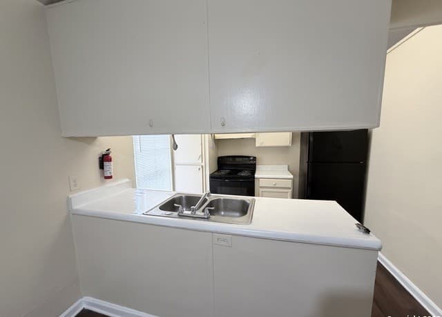 558  Jamaica, San Antonio, TX 78227 — photo 11