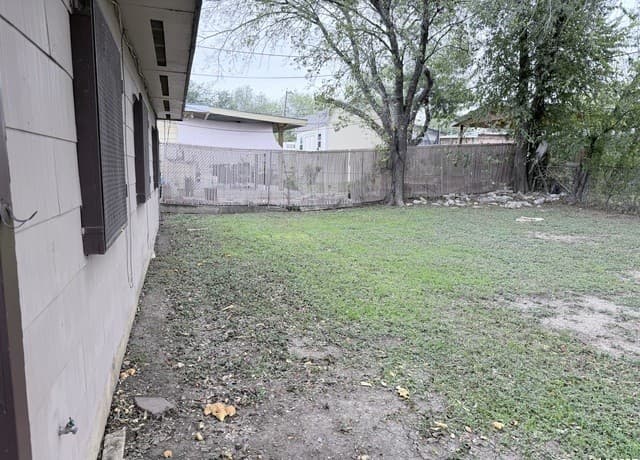 558  Jamaica, San Antonio, TX 78227 — photo 6