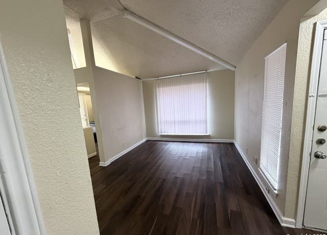 558  Jamaica, San Antonio, TX 78227 — photo 9