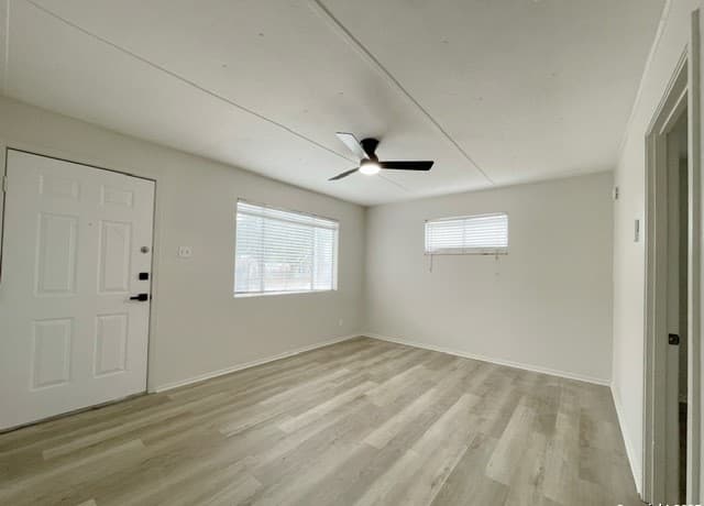 347  Ware Unit 19, San Antonio, TX 78221 — photo 2