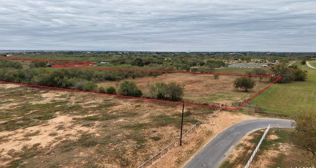 000 W County Road 681, Lytle, TX 78052 — photo 12