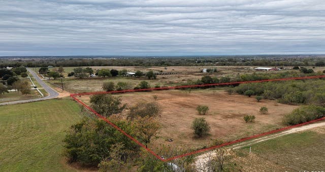 000 W County Road 681, Lytle, TX 78052 — photo 18