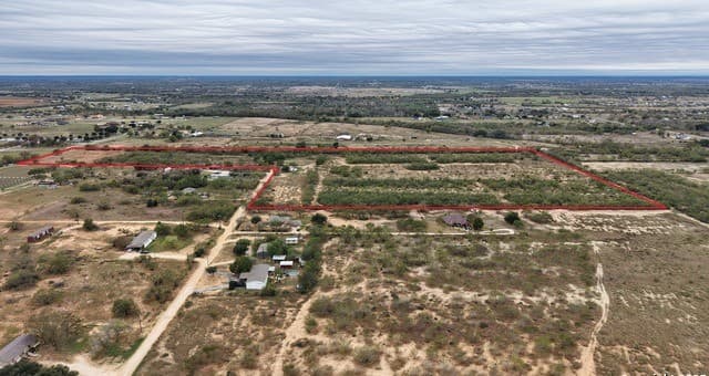 000 W County Road 681, Lytle, TX 78052 — photo 7