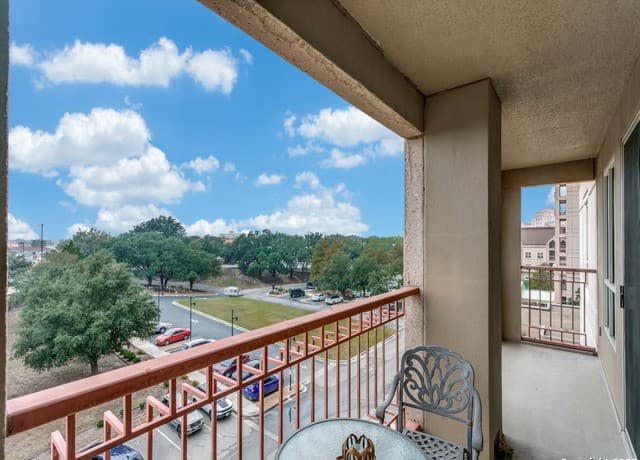 1  Towers Park Ln Unit 412, San Antonio, TX 78209 — photo 25