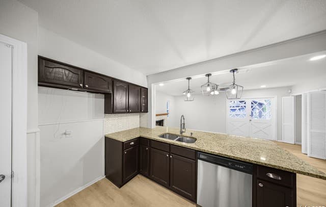 126  Cresham Dr., San Antonio, TX 78218 — photo 12