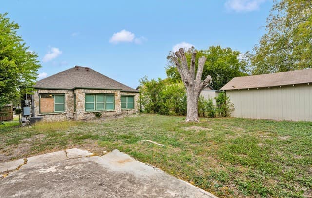 438  Vanderbilt, San Antonio, TX 78210 — photo 25