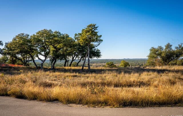 911  Enchanted, Canyon Lake, TX 78133 — photo 5