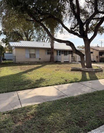 5006 Creekmoor