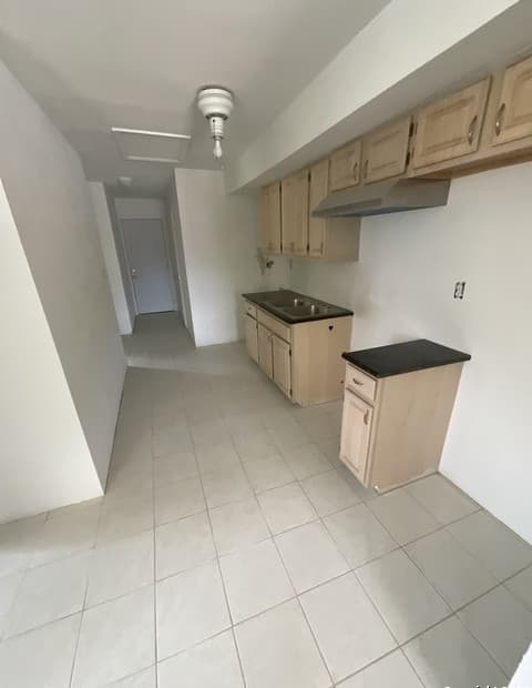 1216  Gardina St Unit 1216, San Antonio, TX 78201 — photo 2