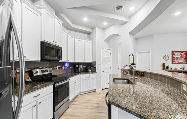 126  Katy Post, San Antonio, TX 78220 — photo 3