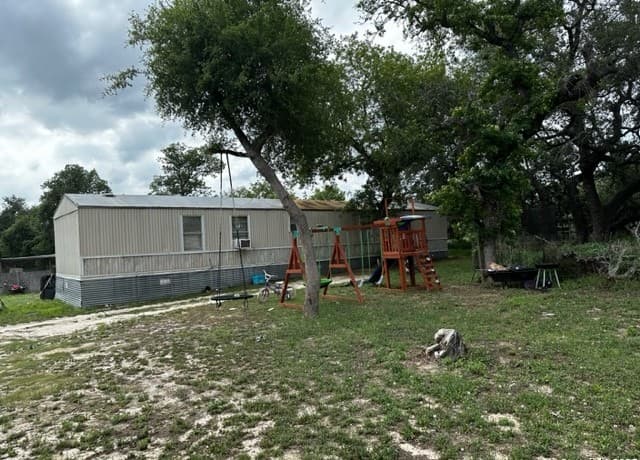 145  Highland Rd, Poteet, TX 78065 — photo 10