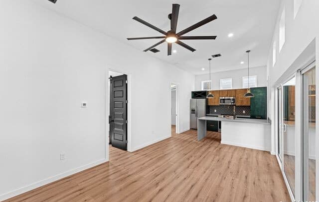 114  Bailey, San Antonio, TX 78210 — photo 5
