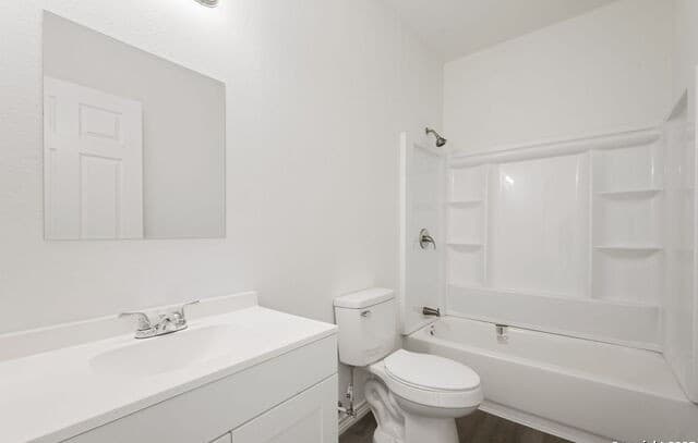8719  Wurzbach Unit 302, San Antonio, TX 78240 — photo 10