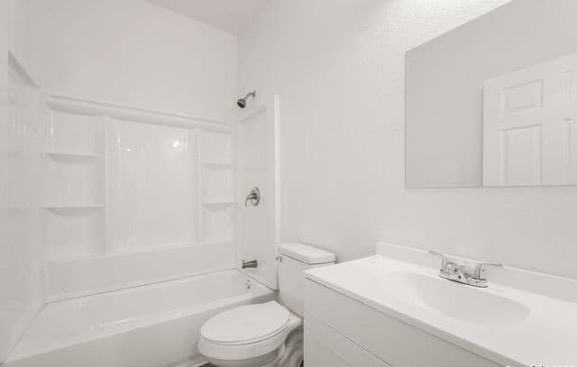 8719  Wurzbach Unit 302, San Antonio, TX 78240 — photo 12