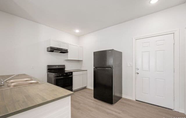 8719  Wurzbach Unit 302, San Antonio, TX 78240 — photo 6