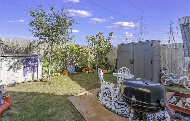 7184  Elm, San Antonio, TX 78244 — photo 13