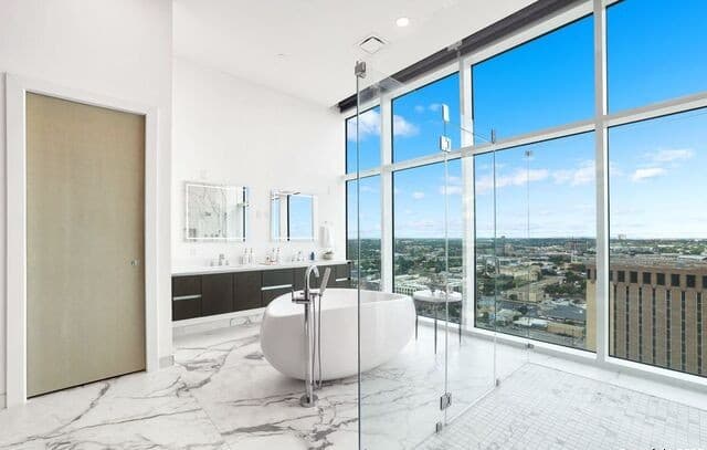 123  Lexington Unit 1806, San Antonio, TX 78205 — photo 17