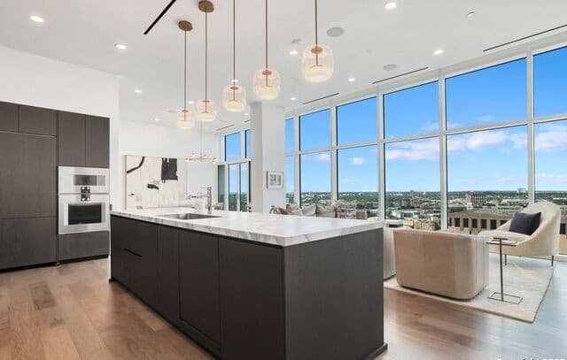 123  Lexington Unit 1806, San Antonio, TX 78205 — photo 8