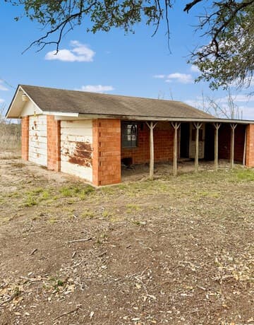 6462  Fm 1144, Karnes City, TX 78118 — photo 8