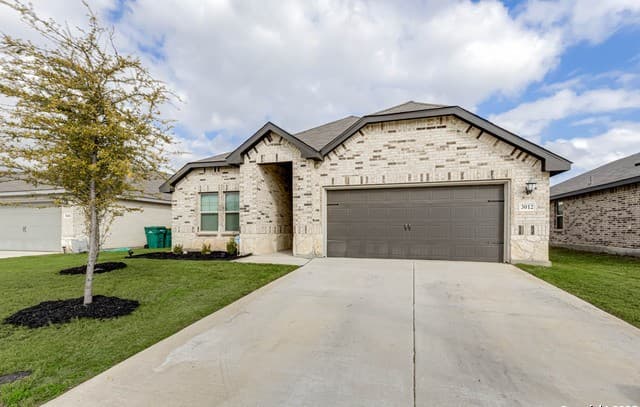 3012  Toscana Way, Schertz, TX 78154 — photo 2