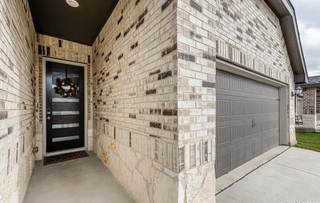 3012  Toscana Way, Schertz, TX 78154 — photo 3