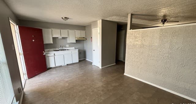 5603  Bienville Unit E-7, San Antonio, TX 78233 — photo 23