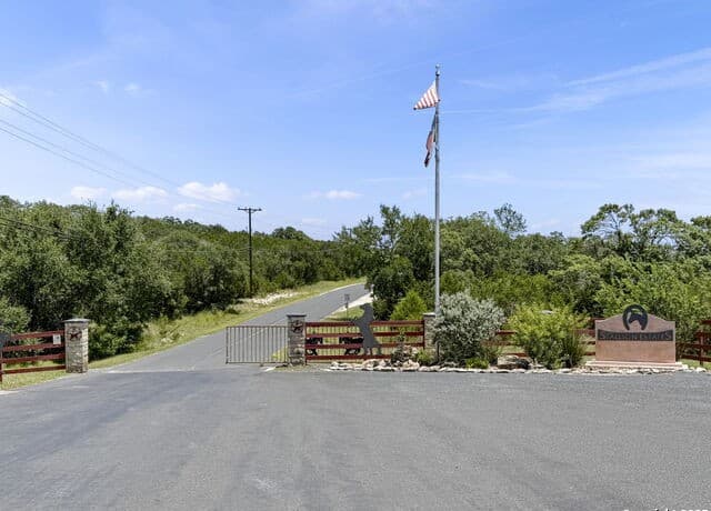 320  Mustang Lane, Spring Branch, TX 78070 — photo 11