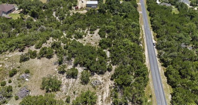320  Mustang Lane, Spring Branch, TX 78070 — photo 4