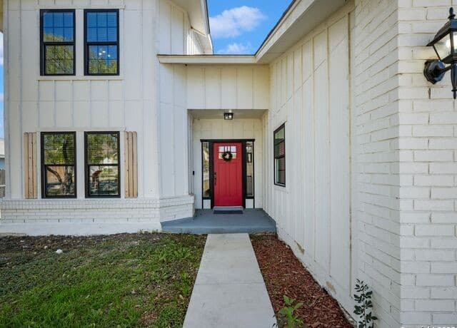 8403  Maple Ridge, San Antonio, TX 78239 — photo 2