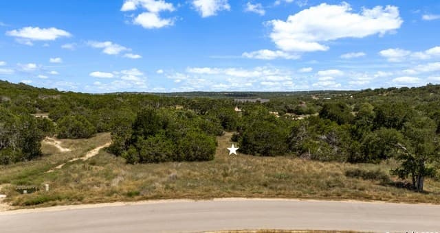 1746  Paradise Pkwy, Canyon Lake, TX 78133 — photo 13