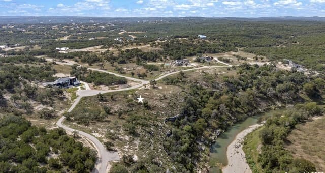 933  Blueridge Vw, Canyon Lake, TX 78133 — photo 10
