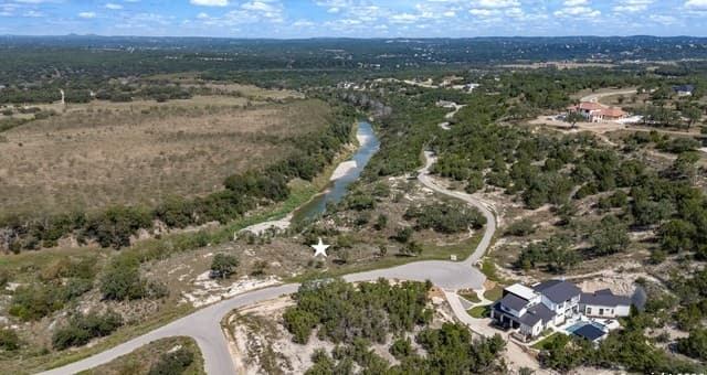 933  Blueridge Vw, Canyon Lake, TX 78133 — photo 3