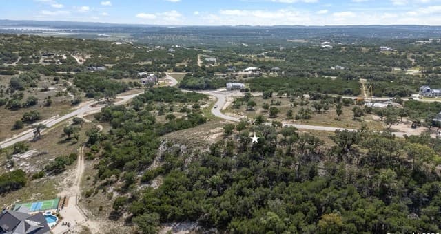 927  Enchanted Vw, Canyon Lake, TX 78133 — photo 10