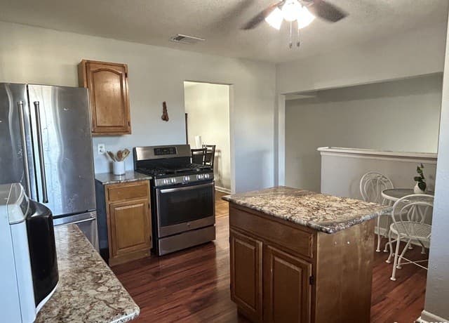 2911  Dall, San Antonio, TX 78228 — photo 20
