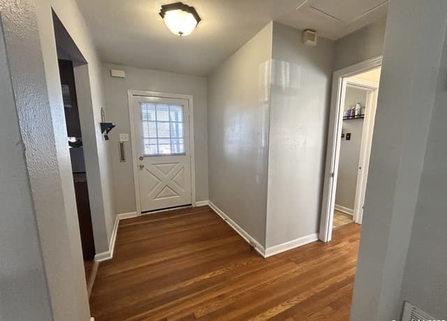 2911  Dall, San Antonio, TX 78228 — photo 4